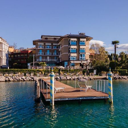 Kriss Internazionale Hotel Bardolino Exterior foto