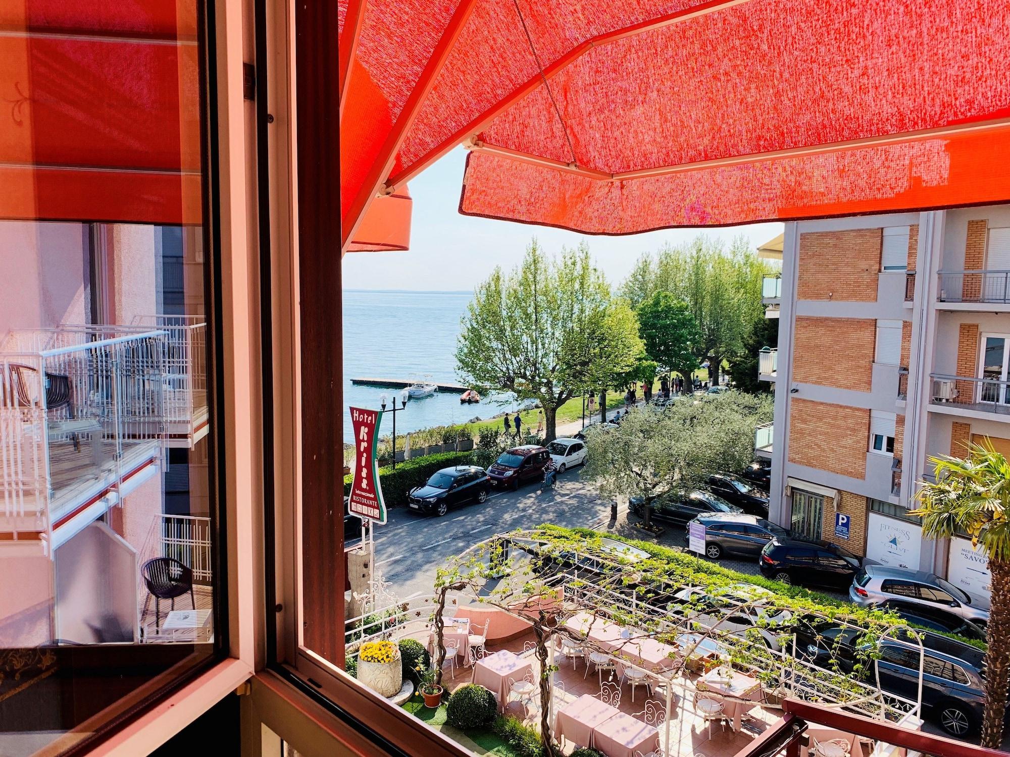 Kriss Internazionale Hotel Bardolino Exterior foto